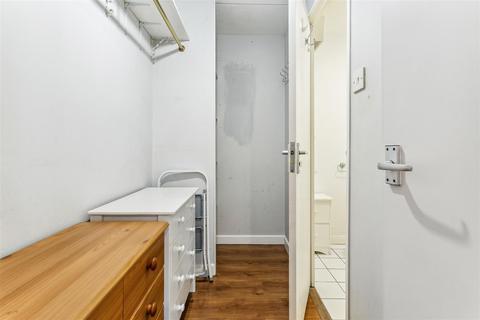 42 Spencer Mews, London, W6 8PB