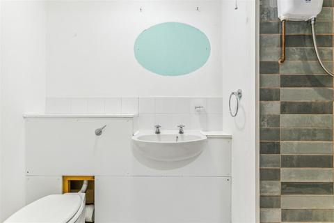42 Spencer Mews, London, W6 8PB