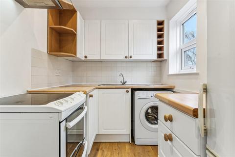 42 Spencer Mews, London, W6 8PB