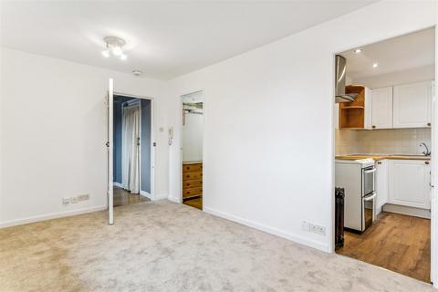 42 Spencer Mews, London, W6 8PB