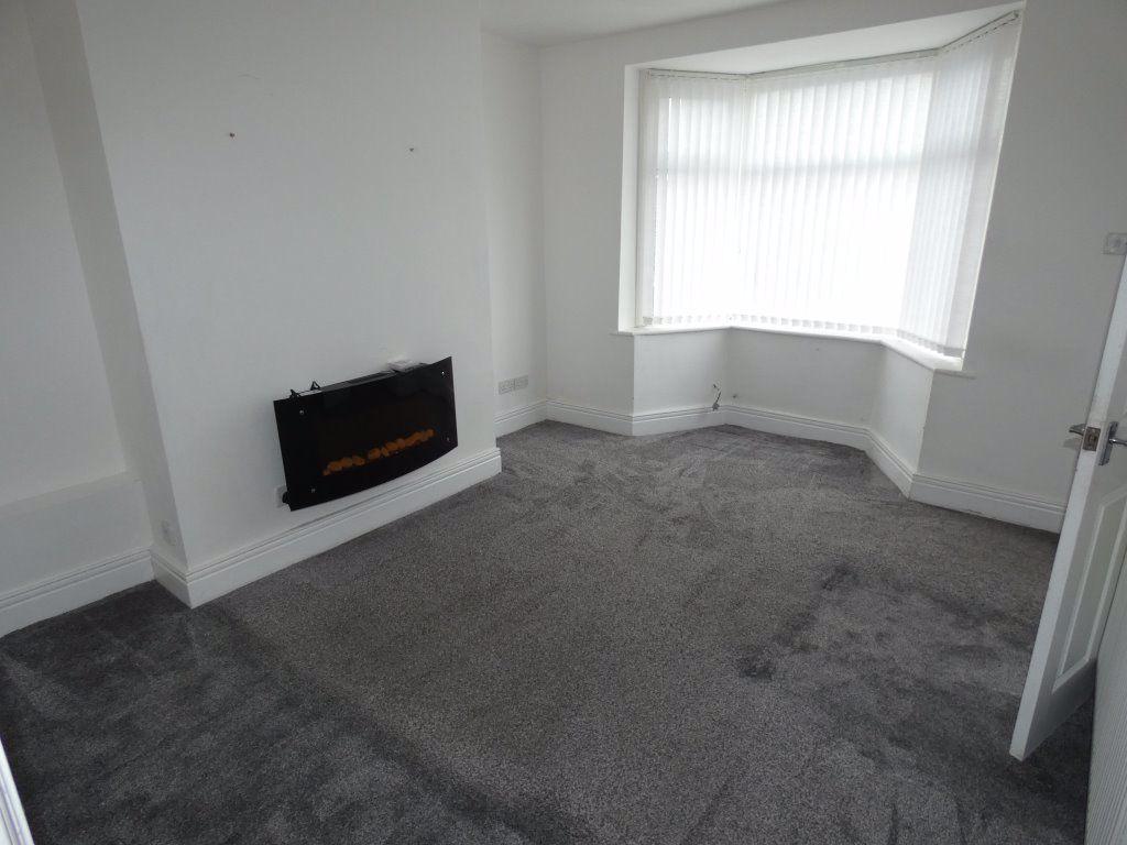 Iona Road, Gateshead 2 bed terraced house £625 pcm (£144 pw)