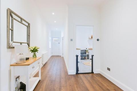 17 Preston Drive, Epsom, KT19 0AD