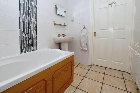 14 Bole Hill Close, Sheffield, S6 5ED