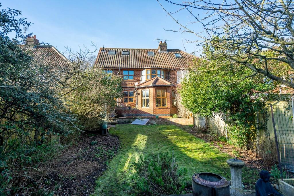 Windmill Lane, Heslington, York 5 bed semidetached house £500,000