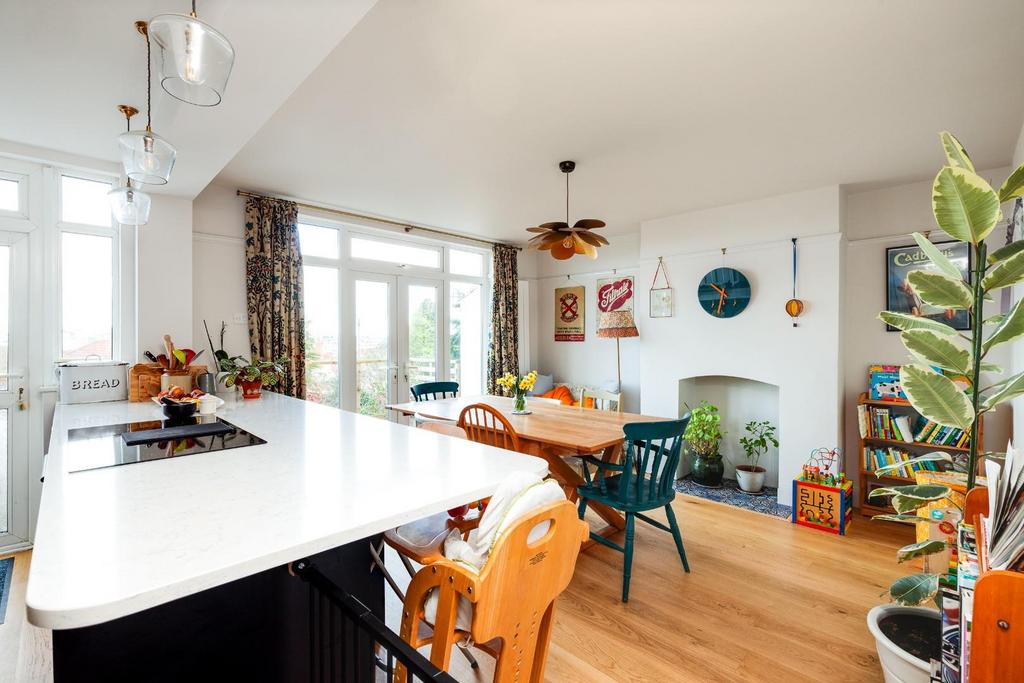 Ravenhill avenue 16.jpg