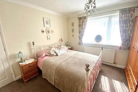 41 Alton Park, Beeford, Driffield, YO25 8BZ