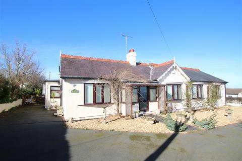 Larkhill Bryntirion Road, Bagillt, CH6 6DR