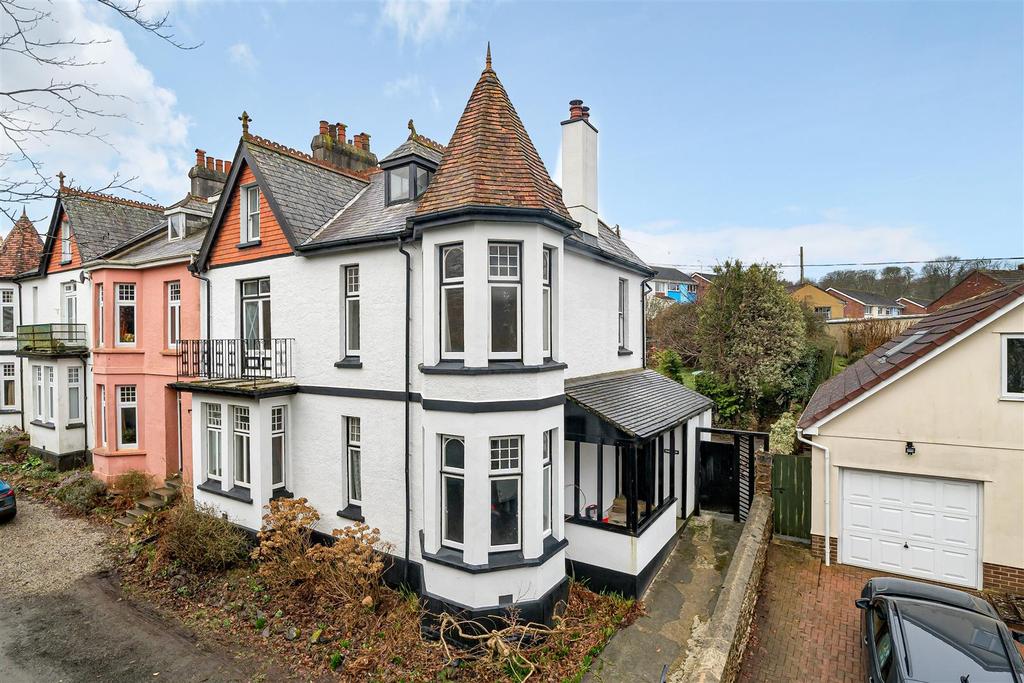 Prospect Hill, Okehampton 7 bed semidetached house for sale £425,000