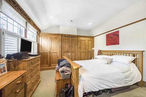 3 Stanley Road, Carshalton, SM5 4LE