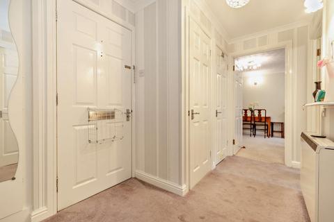 2 bedroom flat for sale - Wedderburn Lodge, Wetherby Road, Harrogate, HG2 7SQ