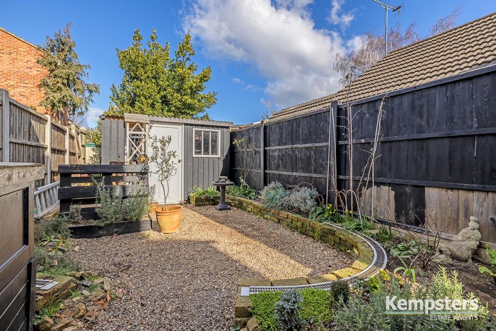 Rear Garden 2.jpg