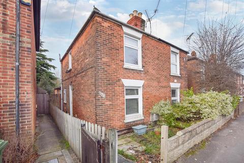 124 Adelaide Road, Southampton, SO17 2HX