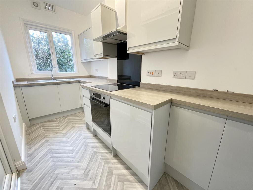 15 Fulford Road, Scarborough 2 bed flat for sale £145,000