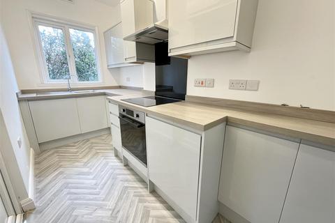2 bedroom flat for sale, 15 Fulford Road, Scarborough