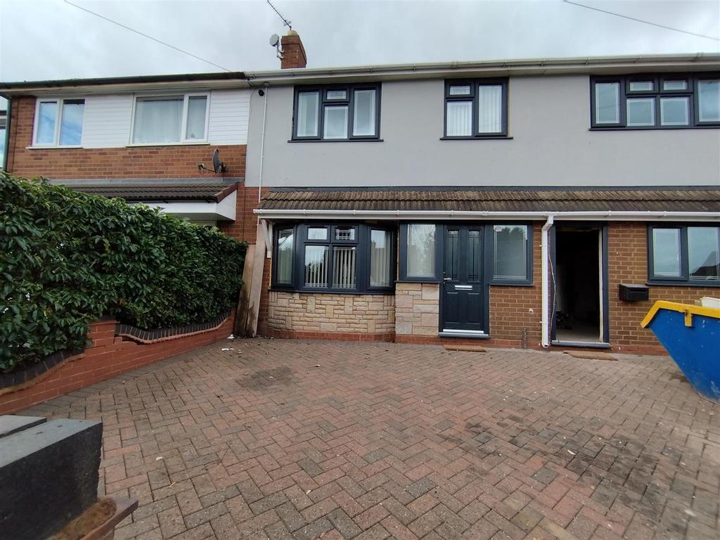 New Street, Shelfield, Walsall 3 bed house £1,150 pcm (£265 pw)