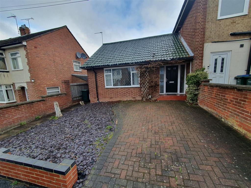 Norton Hill Drive, Walsgrave, Coventry 1 bed semidetached bungalow £