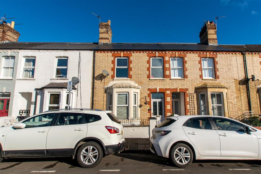Fairleigh Road, Cardiff 3 bed terraced house for sale £525,000