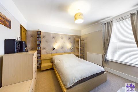 16 Hamilton Road, Gillingham, ME7 1QJ