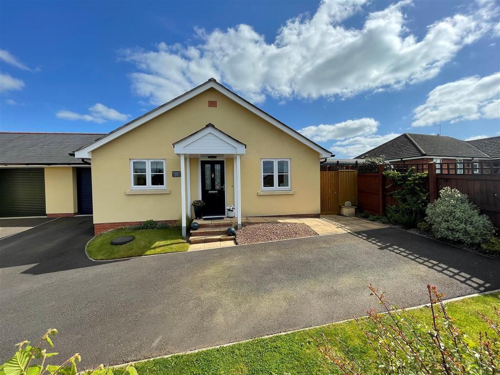 Silver Street, Culmstock, Cullompton 2 bed bungalow for sale £390,000