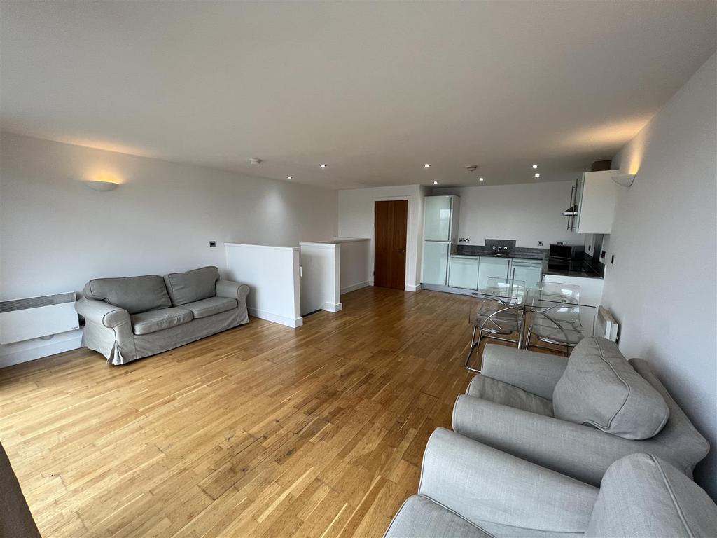 Albion Works, Pollard Street, Ancoats 2 bed apartment £1,250 pcm (£