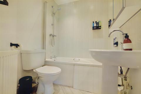 36 Cheal Close, Shardlow, Derby, DE72 2DY