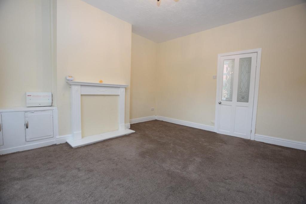 Oak Street, Burnley 2 bed terraced house £450 pcm (£104 pw)