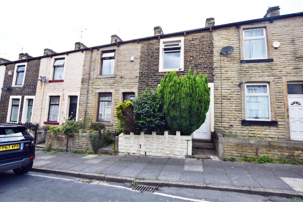 Oak Street, Burnley 2 bed terraced house £450 pcm (£104 pw)