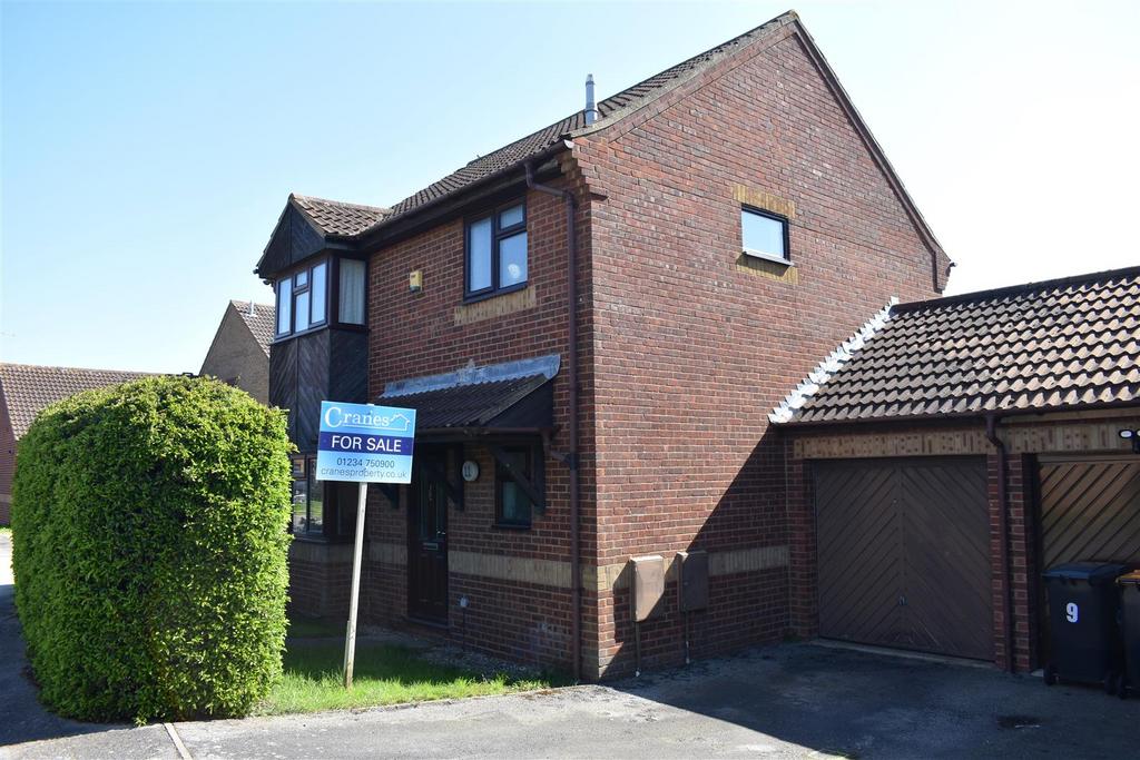 Haycroft, Wootton, Bedford 4 bed link detached house for sale £350,000