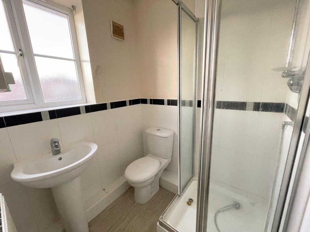 En suite shower room