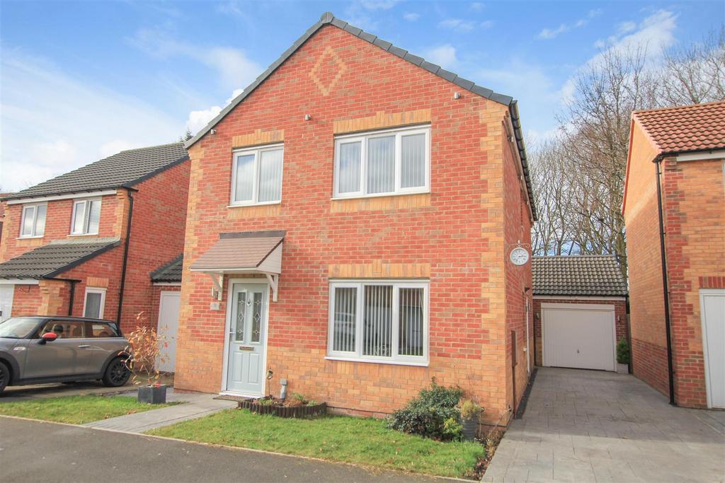 St. Marys Close, Newton Aycliffe 4 bed detached house for sale £189,950