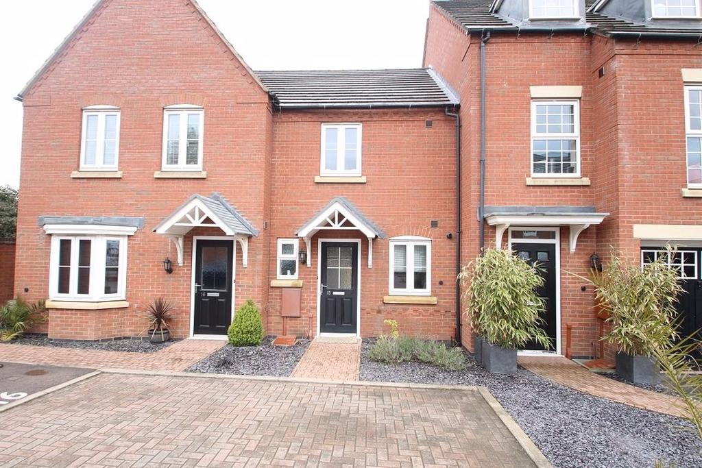 Woodward Close, Loughborough... 2 bed house £700 pcm (£162 pw)