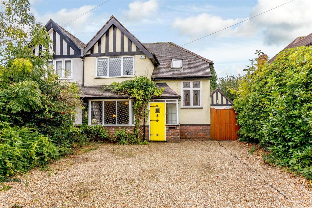 Rectory Road, Sutton Coldfield, B75 7SA 3 bed semidetached house £