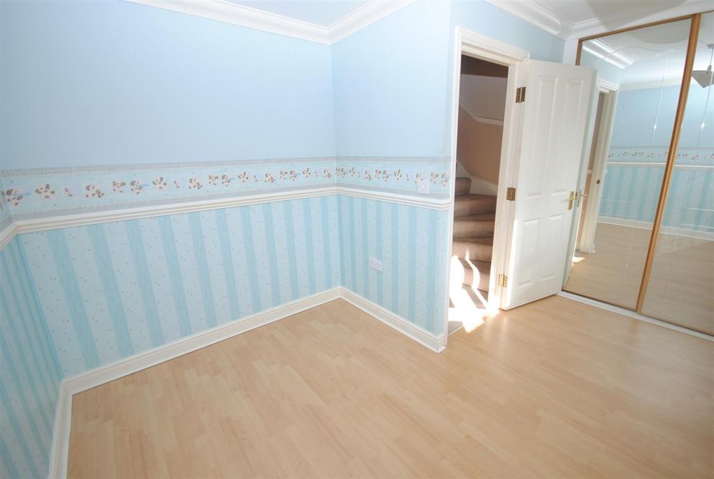 6appletreelanenbed3.JPG