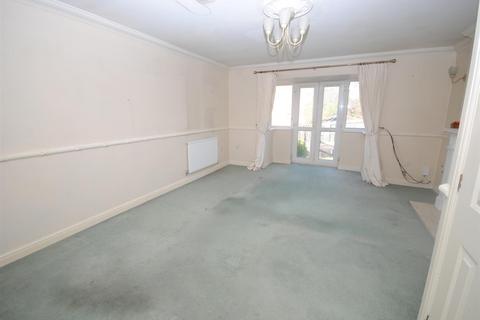 6 Apple Tree Lane, Kippax, Leeds, LS25 7SB