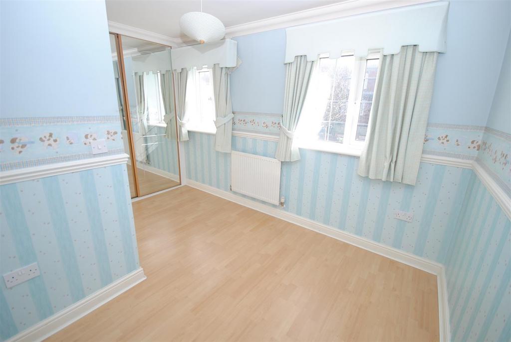 6appletreelanenbed33.JPG