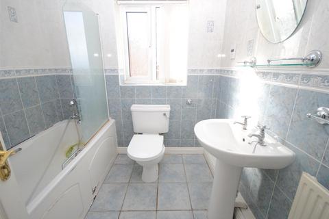 6 Apple Tree Lane, Kippax, Leeds, LS25 7SB