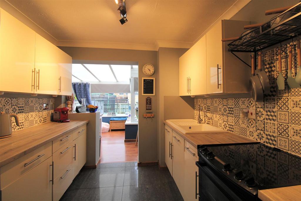 Blenheim Road, King's Lynn 3 bed semidetached house £260,000