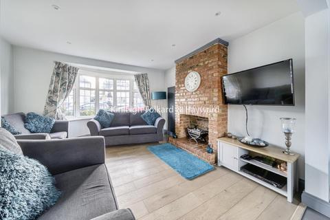 35 Queensway, West Wickham, BR4 9EP