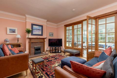 27 Barnshot Road, Edinburgh, EH13 0DJ