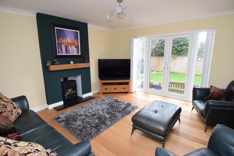 3 bedroom detached house for sale, Tollgate Close, Amesbury, SP4 7TN.