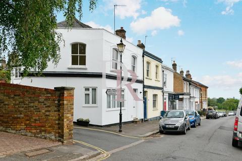 3 bedroom ground floor flat for sale - West Street, Harrow HA1