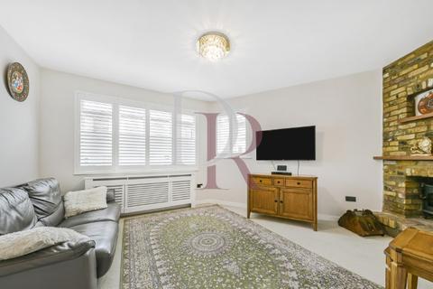 3 bedroom ground floor flat for sale - West Street, Harrow HA1