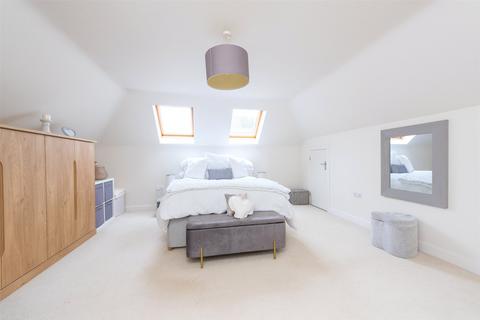 9 Brackendale Close, Camberley, GU15 1HP