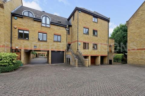 3 bedroom house to rent, Welland Mews, West Wapping, E1W