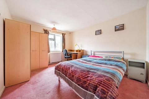 74 Barton Road, Headington, Oxford, OX3 9JE