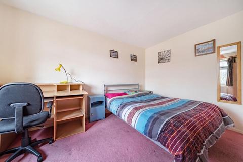 74 Barton Road, Headington, Oxford, OX3 9JE