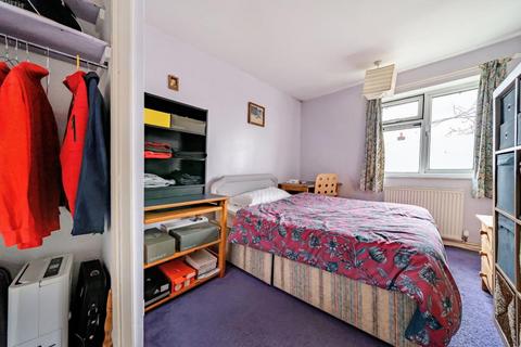 74 Barton Road, Headington, Oxford, OX3 9JE