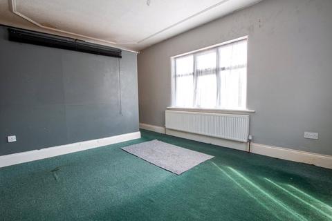 1 Quinton Road, Grimsby, DN32 0BD