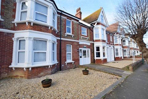 1 bedroom flat to rent, 9-17 Richmond Avenue, West Sussex, PO21