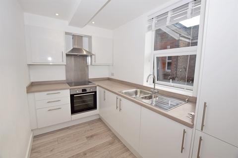 1 bedroom flat to rent, 9-17 Richmond Avenue, West Sussex, PO21